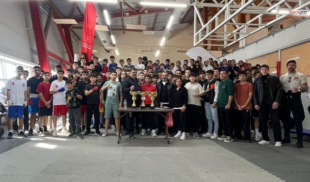 Boks bölge turnuvası heyecanı Kahramanmaraş'ta yaşandı