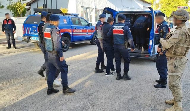 Kahramanmaraş'ta Jandarma ekipleri aranan 249 kişiyi yakaladı