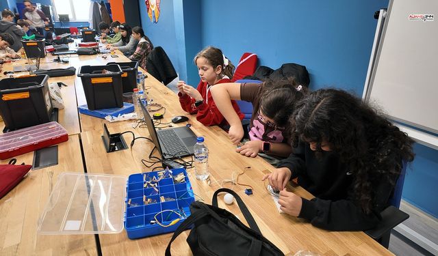 KAMEK Elbistan’da 381 kişiye ücretsiz eğitim veriyor