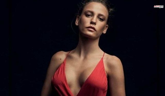 Serenay Sarıkaya'nın Gözlüklerinin Fiyatı Dudak Uçuklattı