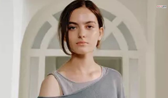 Taşacak Bu Denizin Elenisi Ava Yaman Makyajsız Halini Paylaştı Rekor Beğeni Aldı