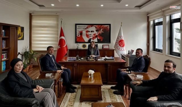 İlçe Başkanı Kekeç’ten Eğitim Merkezine Ziyaret