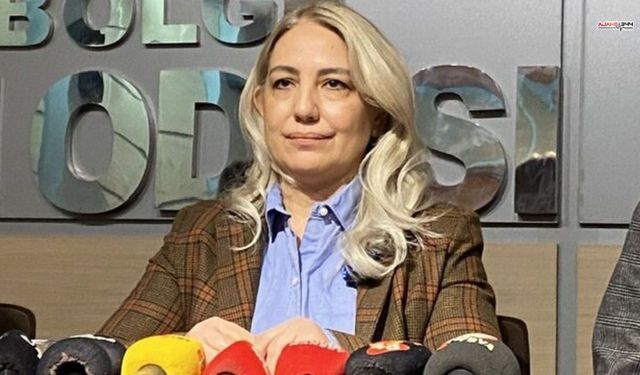 Eczacılar Odası Başkanı Ebru Kaya isyan etti: "Mesleğimiz risk altında"