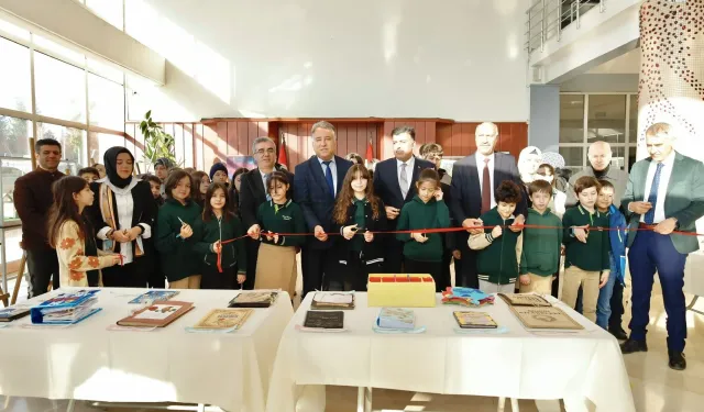 Öğrenciler Türkçenin Gücünü Sergiyle Anlattı