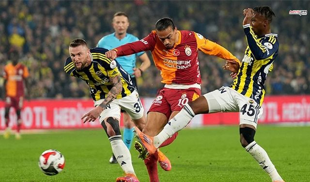 Fenerbahçe Galatasaray'ı 2-0 yenerek Süper Kupa'nın sahibi oldu