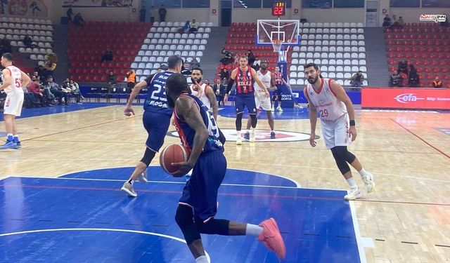 İstiklal Basket'te kötü gidişat sürüyor:49-40