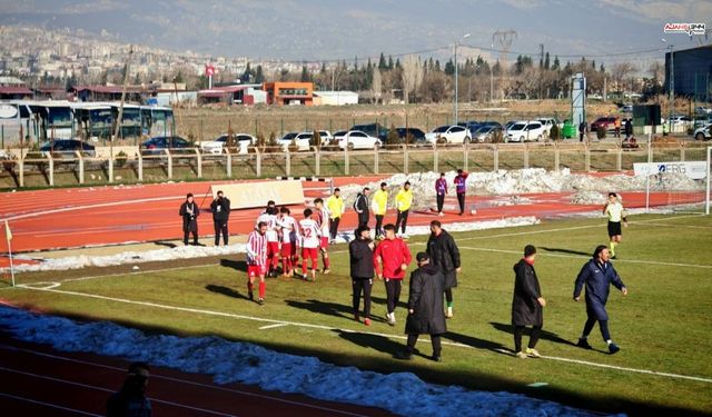 İstiklalspor Aliağa FK'yı 2-0 mağlup etti