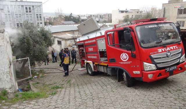 Evde Çıkan Yangın Büyük Hasara Yol Açtı
