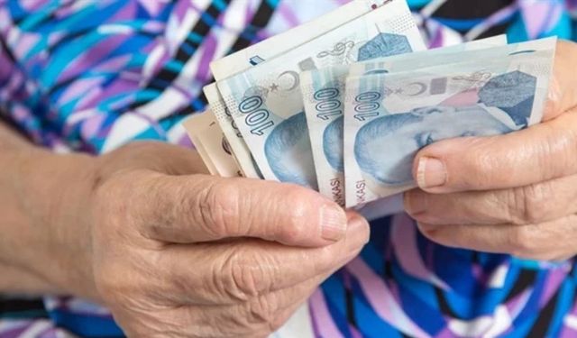 Emeklilere 90 bin TL'lik promosyon! Bankalar kesenin ağzını açtı