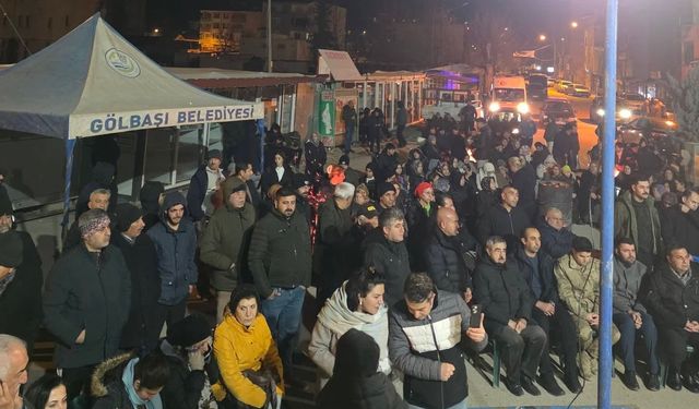 Gölbaşı’nda deprem şehitleri gözyaşlarıyla anıldı