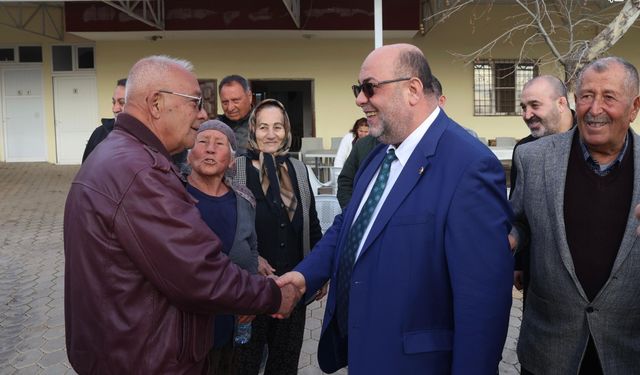 Başkan Akpınar mahalle toplantısında vatandaşların taleplerini dinledi