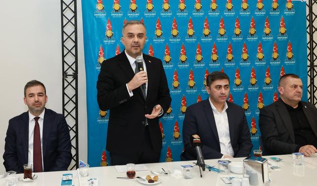 Başkan Toptaş muhtarlarla iftar programında buluştu