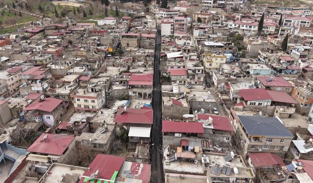 Onikişubat ve Dulkadiroğlu’nda sıcak asfalt çalışmaları başladı