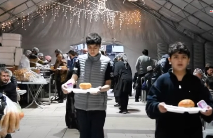 Osmaniye’de İftar Çadırına Yoğun Katılım