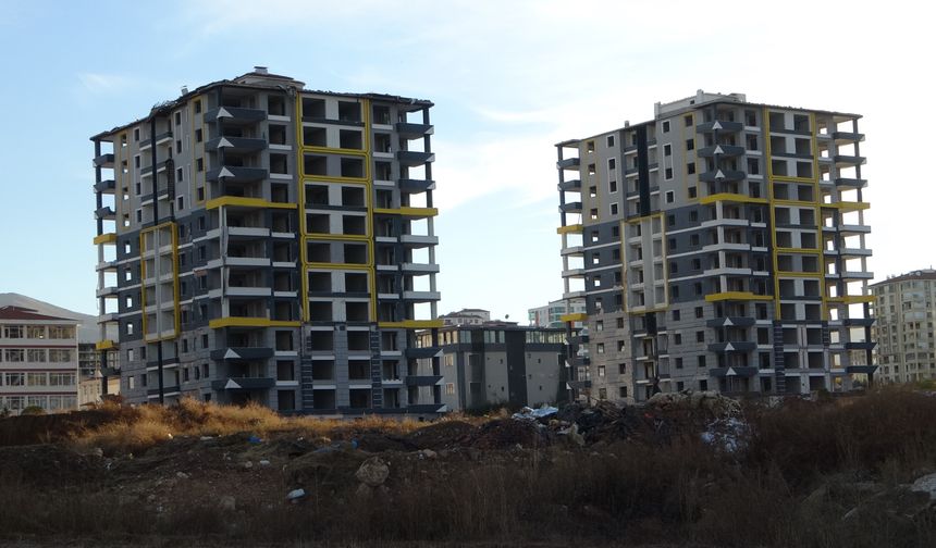 Malatya’da patlayıcı ile yıkımlara ara verildi