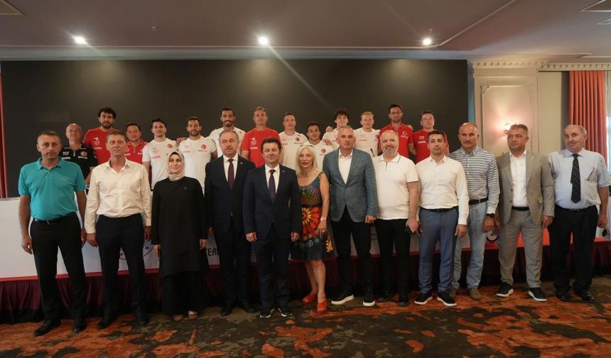 Türkiye Cimnastik Federasyonu, olimpiyat öncesinde antalya'da basın toplantısı düzenledi