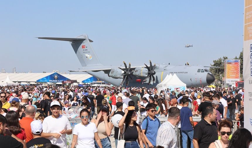 Adanalılardan ve çevre illerden TEKNOFEST'e akın var