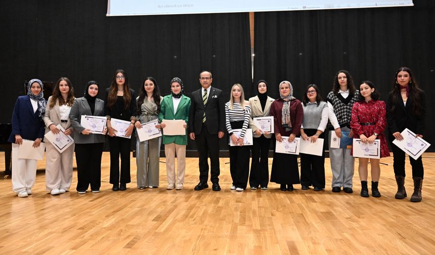 KSÜ’de “24 Kasım Öğretmenler Günü” Kutlandı