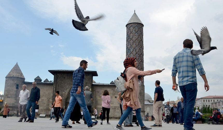 Cilt Kanserine Dikkat! Güneşe Çıkmadan Önce Bunları Bilin