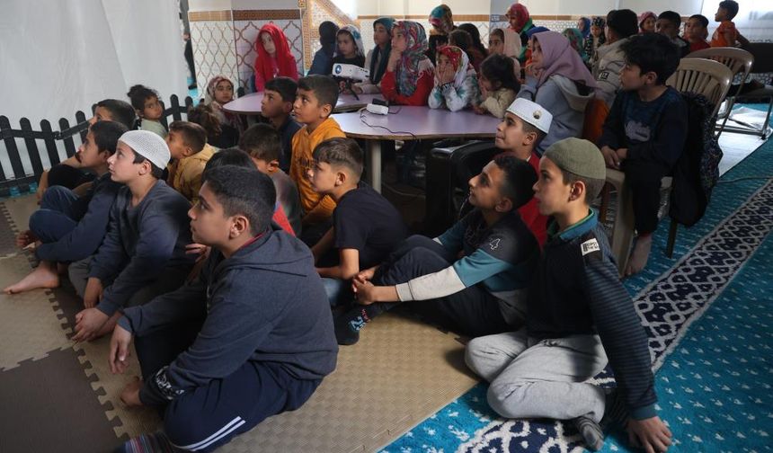İmamın Projesiyle 4 Çocukla Başlayan Camii Sevgisi 100 Çocuğa Ulaştı