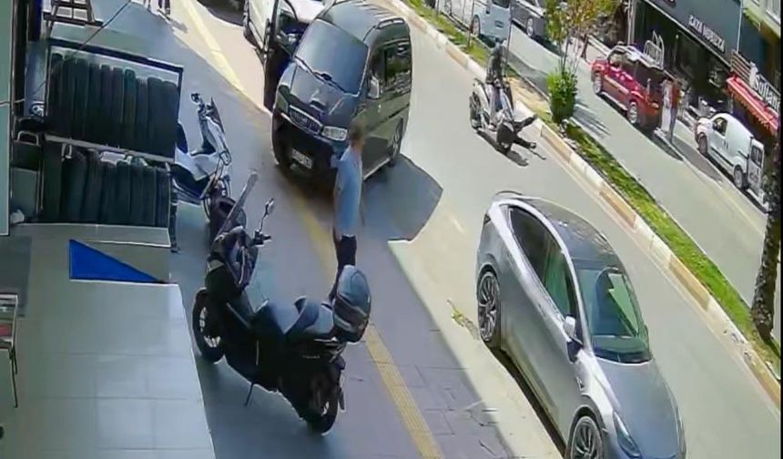 Huzurevi sakinine motosiklet çarptı