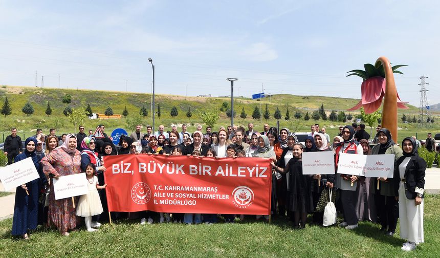 Anneler Günü’nde Şehit Ailelerine Vefa Mesajı: “Daima Yanınızdayız”