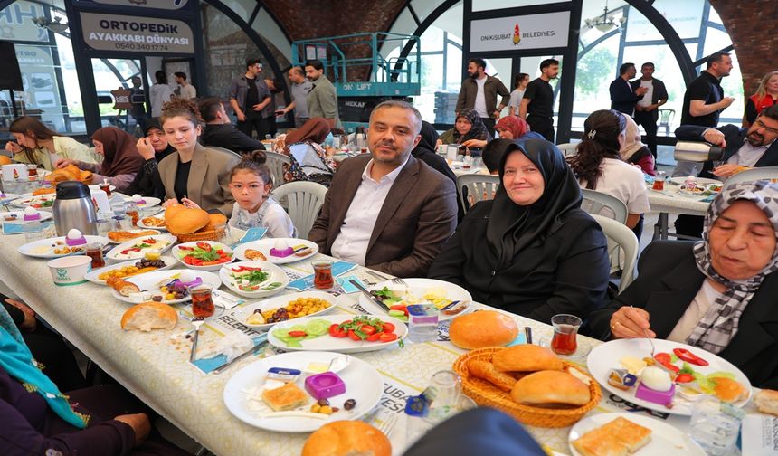 Kahramanmaraş’ta Şehit Annelerine Duygusal Anneler Günü Programı