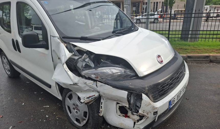 Kahramanmaraş’ta Şiddetli Yağmur Sonrası Trafik Kazası