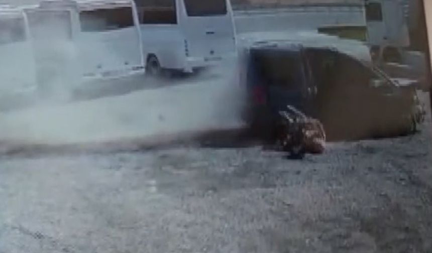 Sara Nöbeti Geçiren Sürücü Kontrolden Çıktı, Araç Tankere Çarptı!