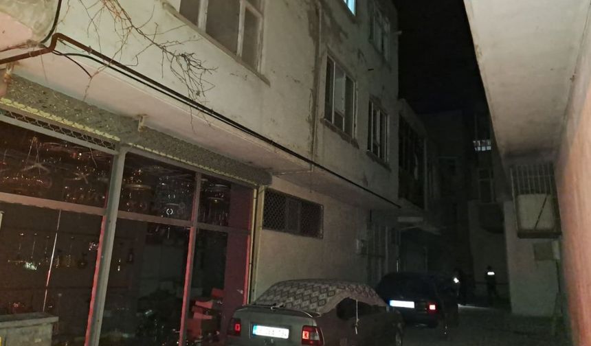 Kahramanmaraş’ta 3. Kattan Düşen Çocuk Ağır Yaralandı