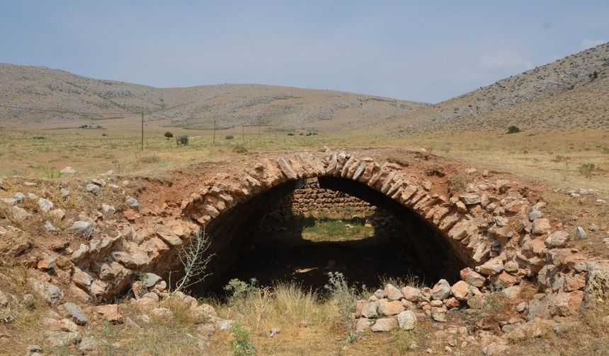 Kahramanmaraş’ta Zamana Direnen Selçuklu Eseri: Kuru Han