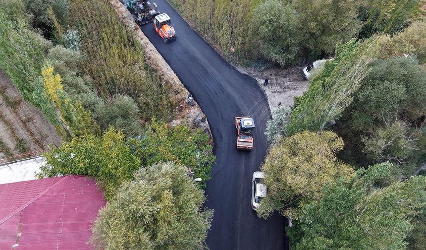 Çağlayancerit Kırsalında Yol Konforu Artıyor