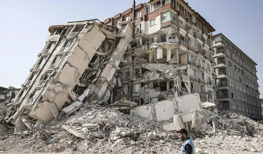 5.9 şiddetinde deprem oldu! O ülke sallandı