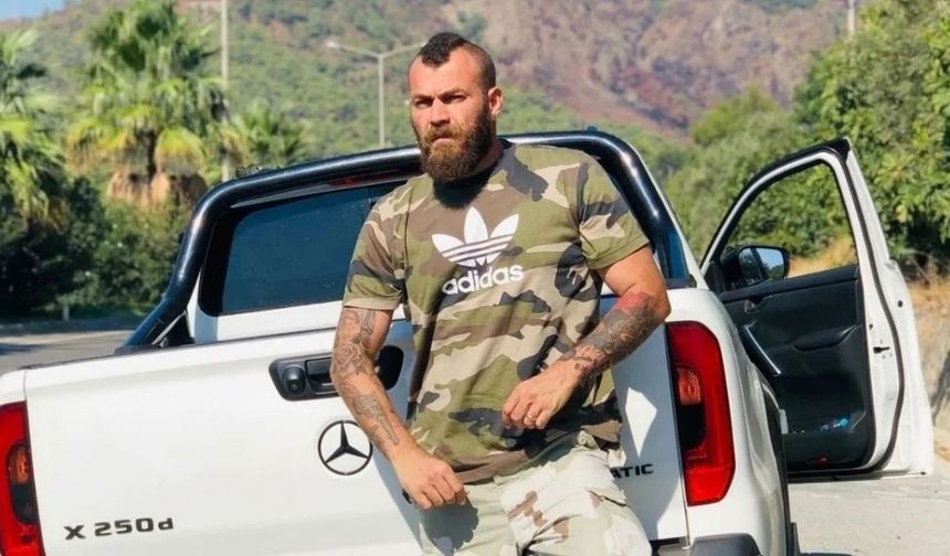 Bahadır Ünlü Kimdir, Kaç Yaşında ve Neden Gözaltında?