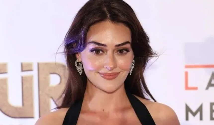 Esra Bilgiç Fas Tatilinde Faruk Sabancı İle Romantik Anlar Paylaştı