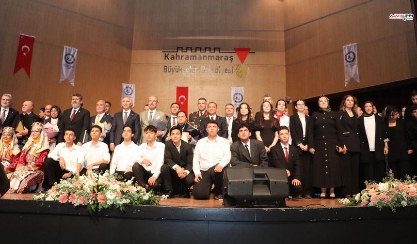 Kahramanmaraş’ta Öğretmenler Günü Anlamlı Programlarla Kutlandı