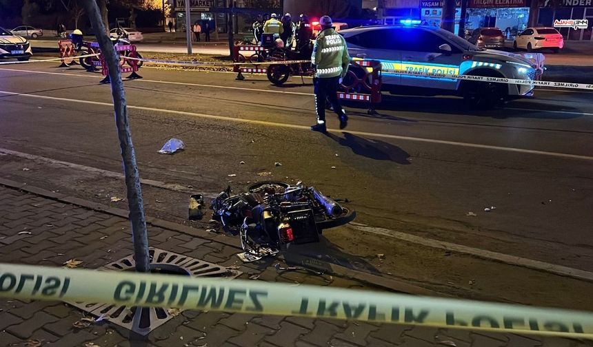 Kahramanmaraş'ta Polisten Kaçan Motosiklet Kaza Yaptı 1 Ölü, 1 Yaralı