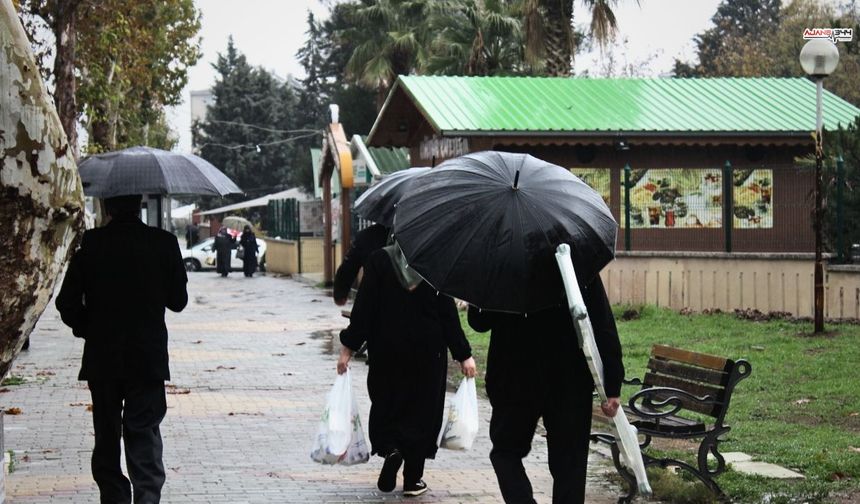 Kahramanmaraş'ta Sağanak Yağış Hayatı Olumsuz Etkiledi
