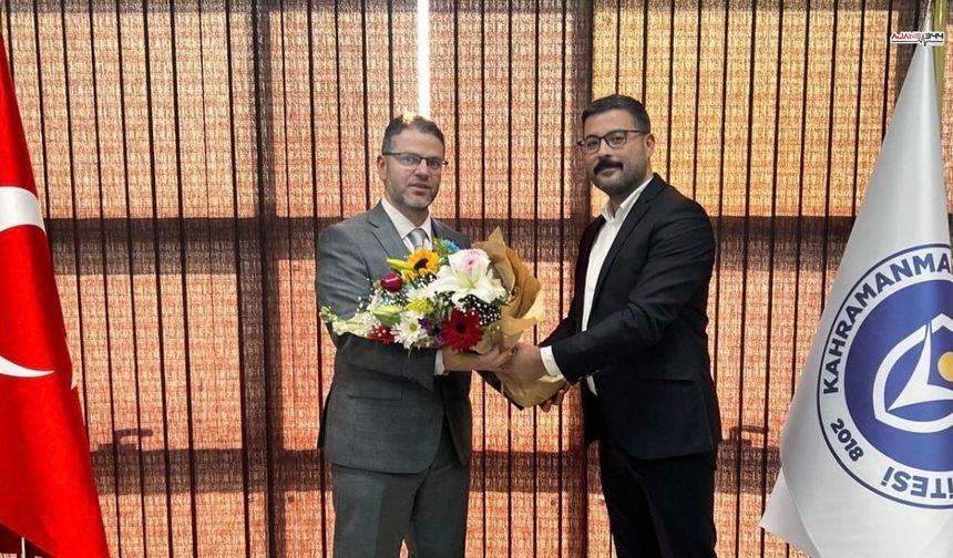 İstiklal Üniversitesinde Görev Değişimi