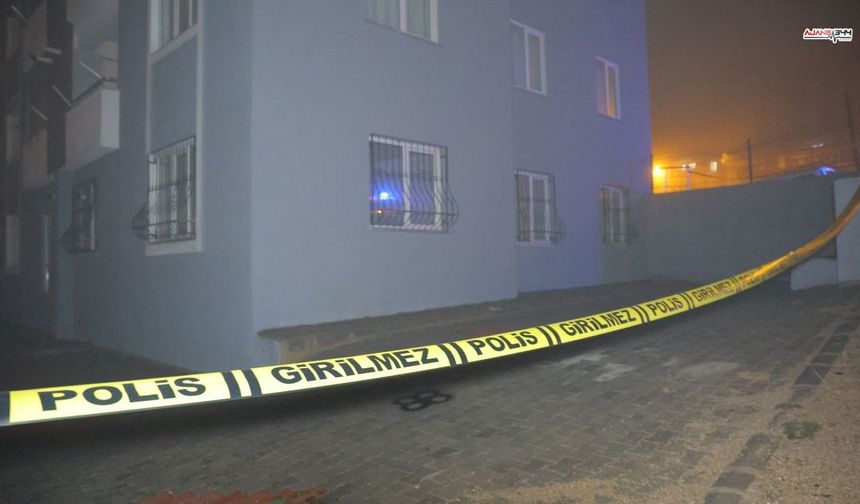 Dulkadiroğlu Bayazıtlı Mahallesi'nde istinat duvarı çöktü