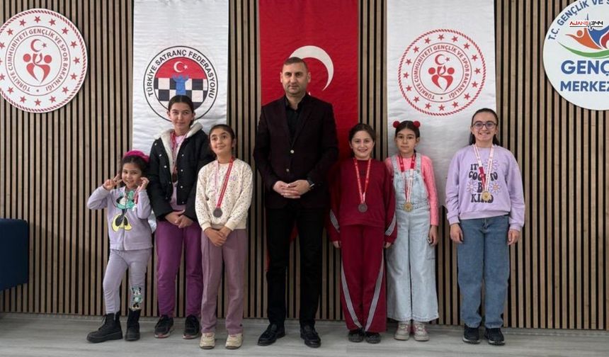 Kahramanmaraş'ta Kadınlar İl Birinciliği Satranç Müsabakaları sonuçlandı