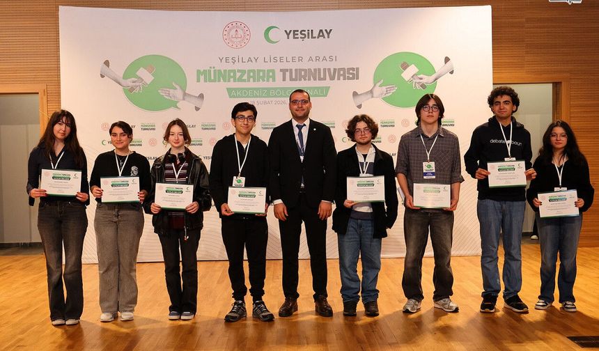 Yeşilay Münazara Turnuvası Akdeniz Finali Tamamlandı
