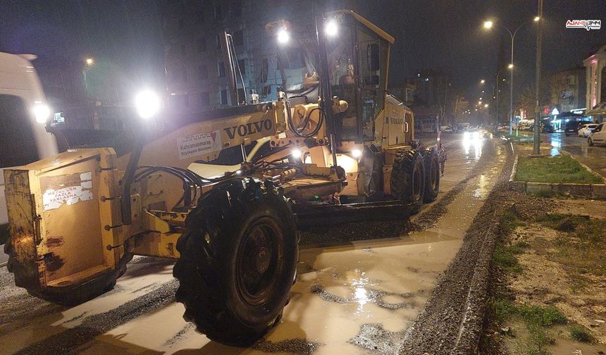 Kahramanmaraş’ta sağanak yağış sonrası ekipler sahada