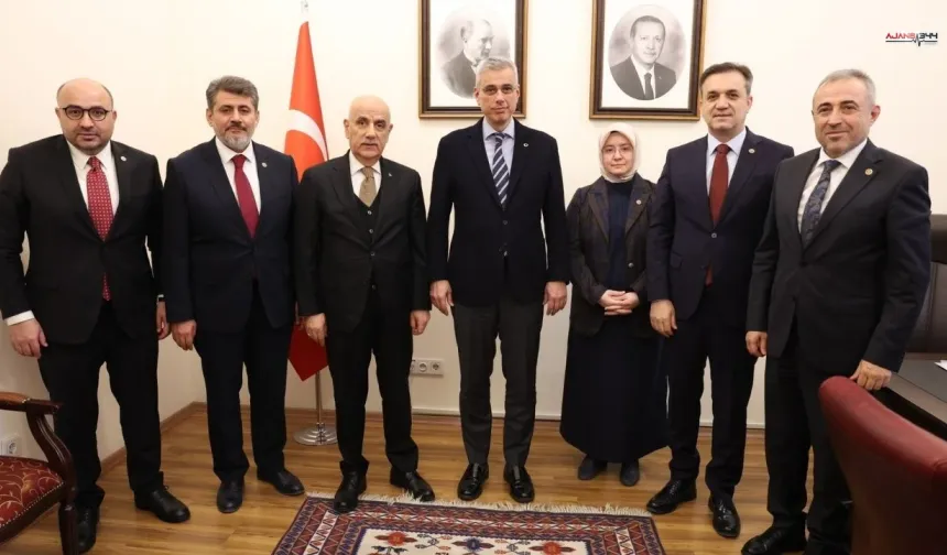 Kahramanmaraş Milletvekilleri, Sağlık Bakanı Memişoğlu İle Bir Araya Geldi
