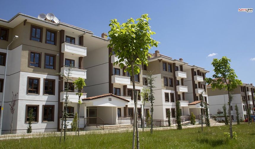 TOKİ Altınova Projesinde 1.105 Sosyal Konut Sahibini Buldu