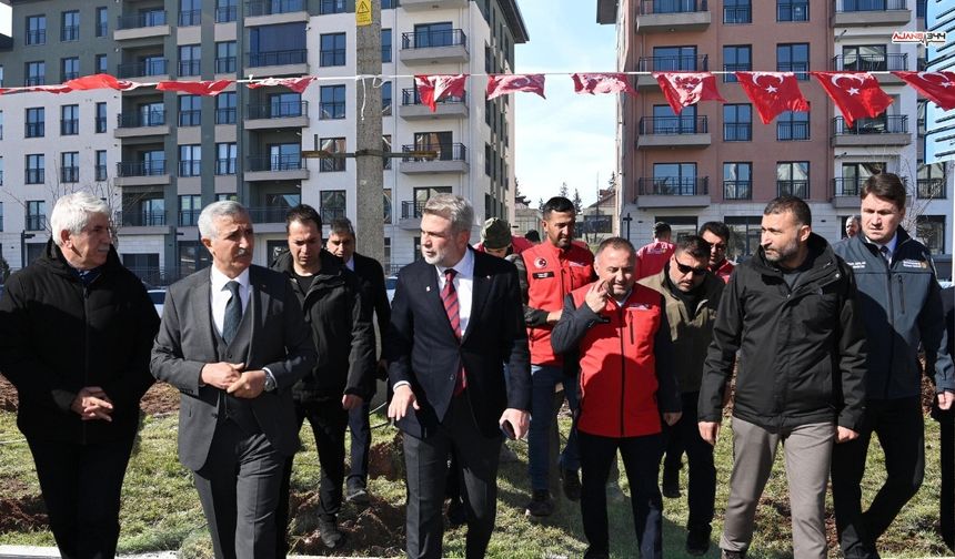 Vali Ünlüer ve Başkan Görgel kentsel dönüşüm çalışmalarını yerinde inceledi