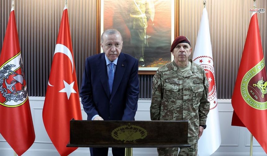 Cumhurbaşkanı Erdoğan: "Türk Ordusu Gücünü Tüm Dünyaya Gösteriyor"