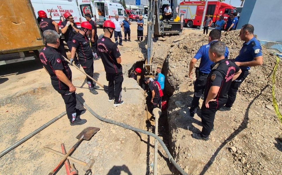 Kahramanmaraş'ta Göçükte Kalan İşçi Kurtarıldı