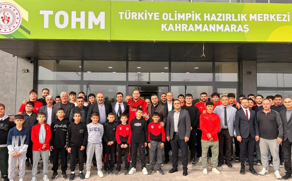 Kahramanmaraş, Gümüş Madalyalı Hakan Büyükçıngıl’ı Coşkuyla Karşıladı