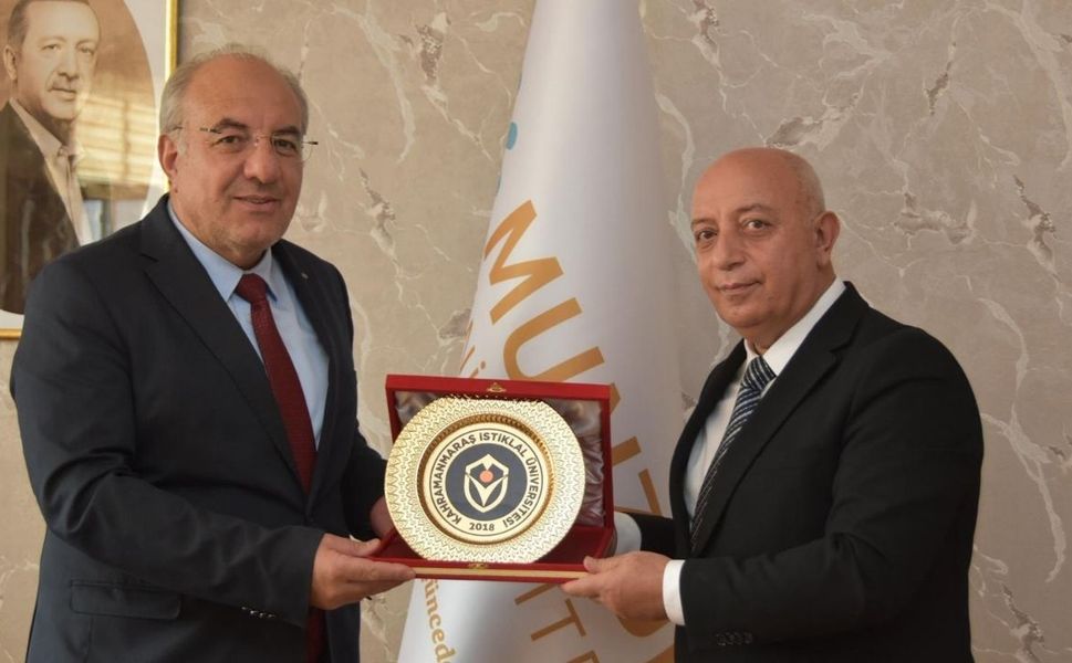 Kahramanmaraş İstiklal Üniversitesi Rektörü Tunceli'de Konferans Verdi